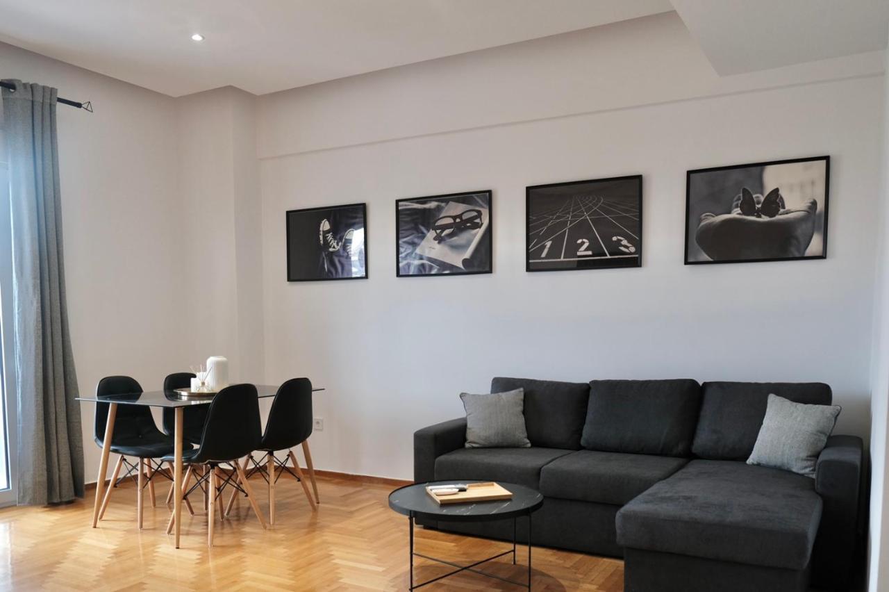 Synpiraeus Apartments & Studios Экстерьер фото