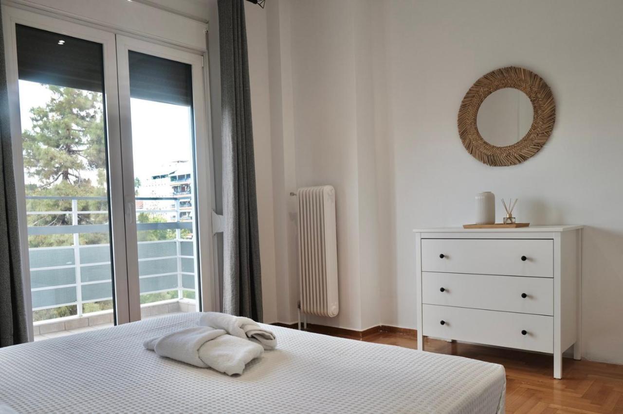 Synpiraeus Apartments & Studios Экстерьер фото